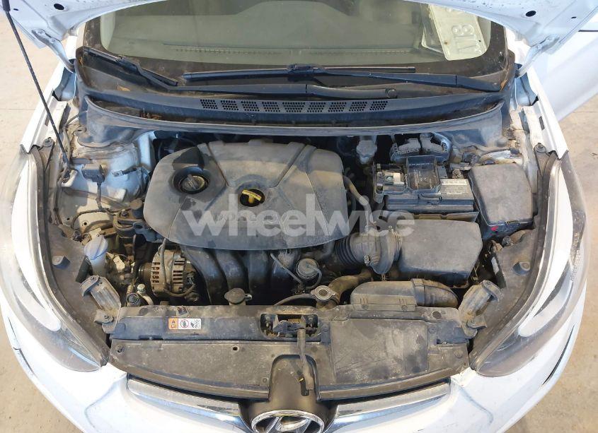 Photo 10 of 2015 Hyundai Elantra SE (VIN 5NPDH4AE7FH642027)