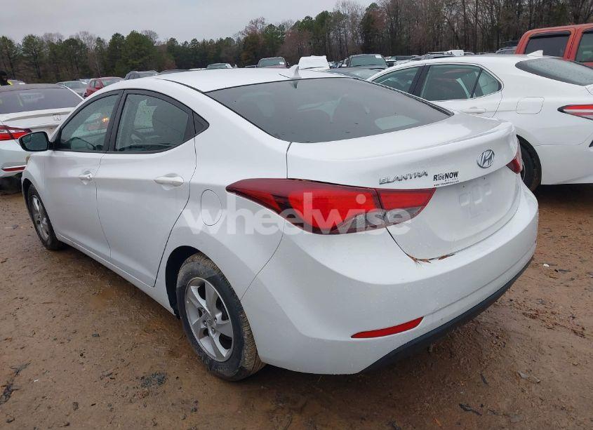 Photo 3 of 2015 Hyundai Elantra SE (VIN 5NPDH4AE7FH650385)