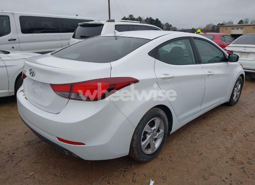 Photo 4 of 2015 Hyundai Elantra SE (VIN 5NPDH4AE7FH650385)