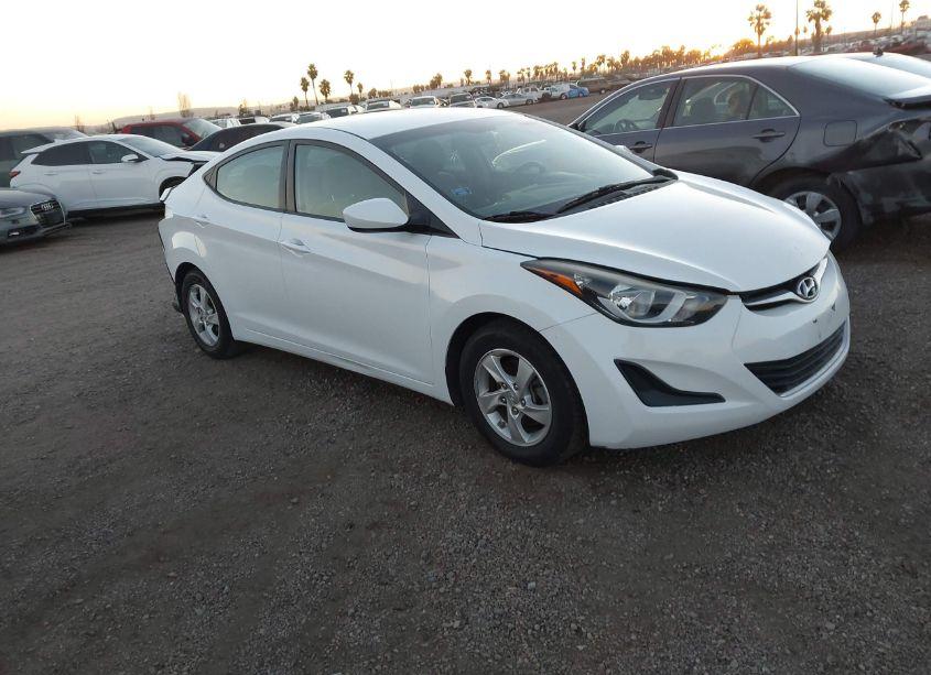 2015 Hyundai Elantra SE (VIN 5NPDH4AE7FH651147) main photo