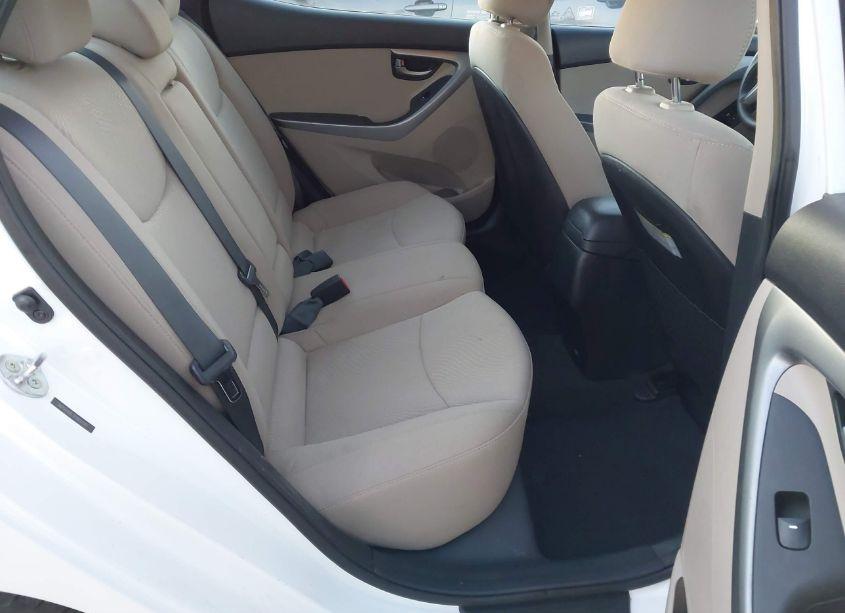 Photo 8 of 2015 Hyundai Elantra SE (VIN 5NPDH4AE7FH651147)