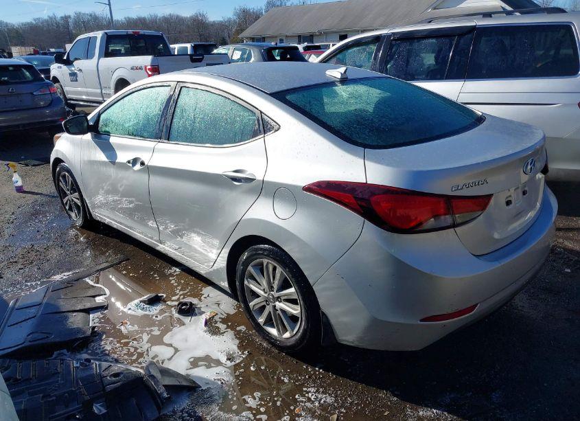 Photo 3 of 2016 Hyundai Elantra SE (VIN 5NPDH4AE7GH659640)