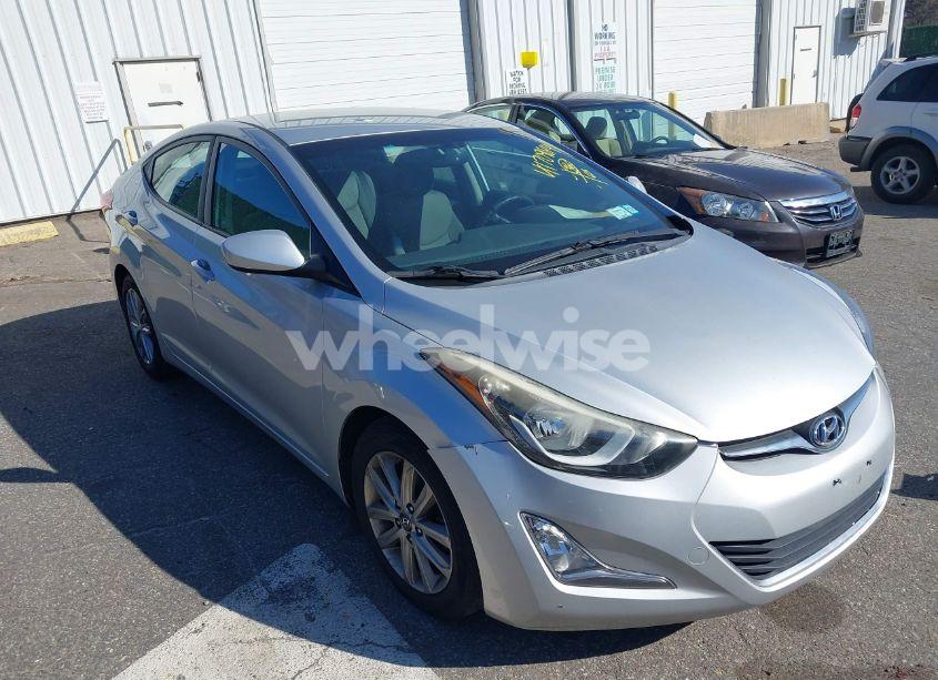 2016 Hyundai Elantra SE (VIN 5NPDH4AE7GH662098) main photo
