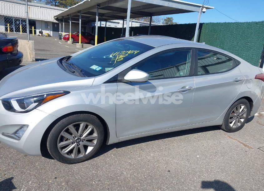 Photo 14 of 2016 Hyundai Elantra SE (VIN 5NPDH4AE7GH662098)