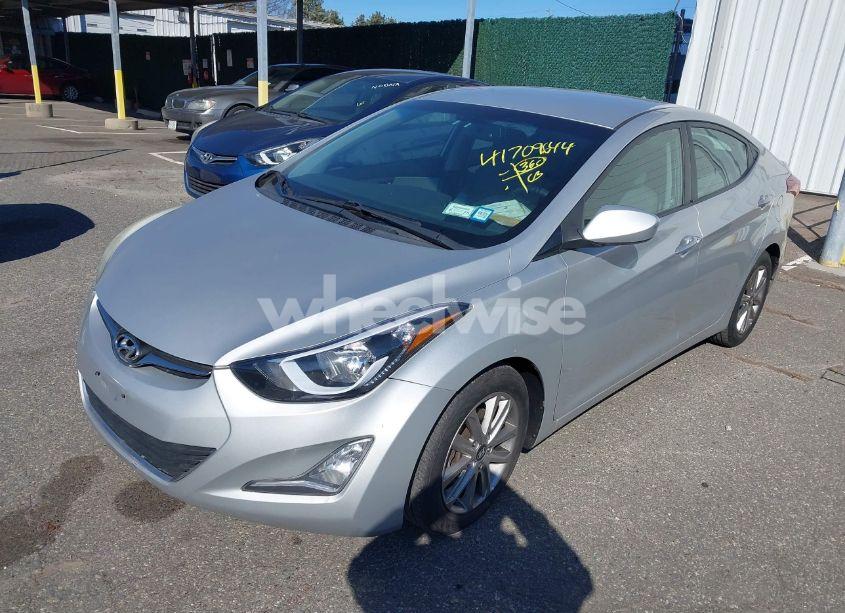Photo 2 of 2016 Hyundai Elantra SE (VIN 5NPDH4AE7GH662098)