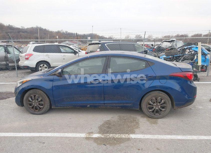 Photo 14 of 2016 Hyundai Elantra SE (VIN 5NPDH4AE7GH672890)