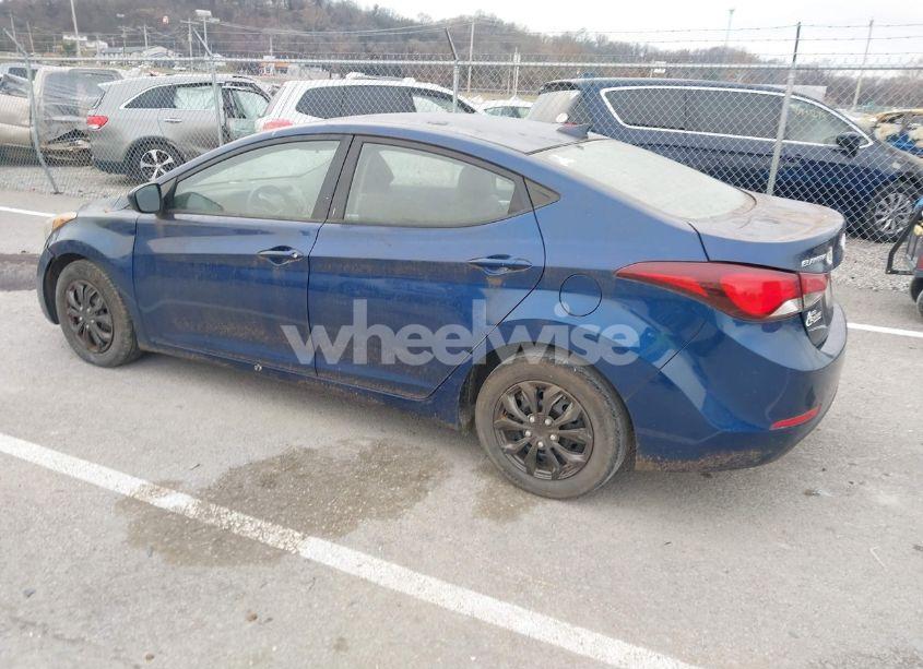 Photo 3 of 2016 Hyundai Elantra SE (VIN 5NPDH4AE7GH672890)
