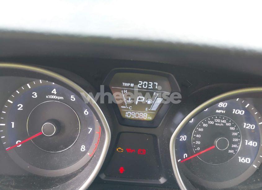 Photo 15 of 2016 Hyundai Elantra SE (VIN 5NPDH4AE7GH677460)