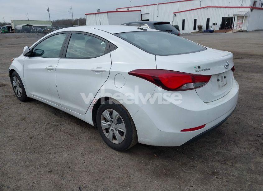Photo 3 of 2016 Hyundai Elantra SE (VIN 5NPDH4AE7GH677460)