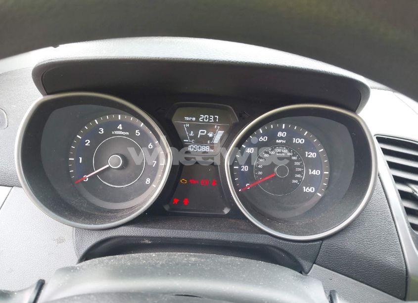 Photo 7 of 2016 Hyundai Elantra SE (VIN 5NPDH4AE7GH677460)