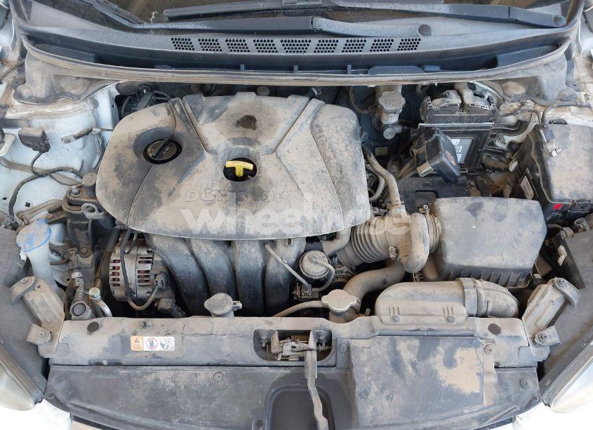 Photo 10 of 2016 Hyundai Elantra SE (VIN 5NPDH4AE7GH691505)