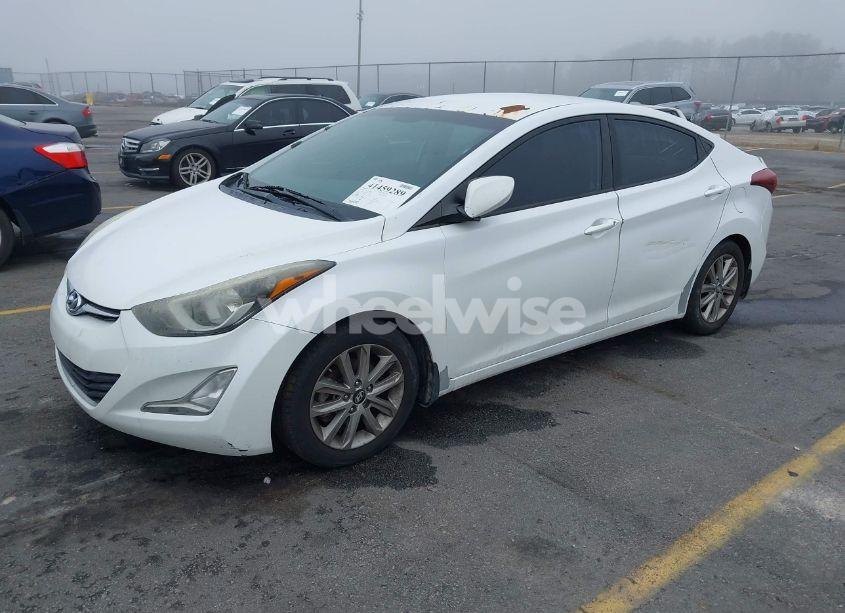 Photo 2 of 2016 Hyundai Elantra SE (VIN 5NPDH4AE7GH704964)
