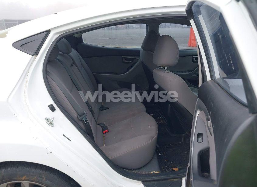 Photo 8 of 2016 Hyundai Elantra SE (VIN 5NPDH4AE7GH704964)