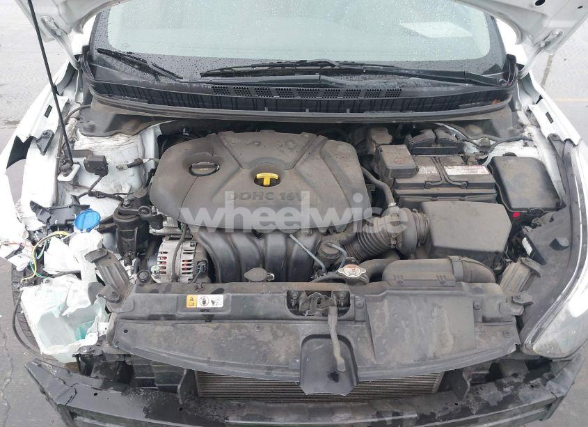 Photo 10 of 2016 Hyundai Elantra SE (VIN 5NPDH4AE7GH706794)