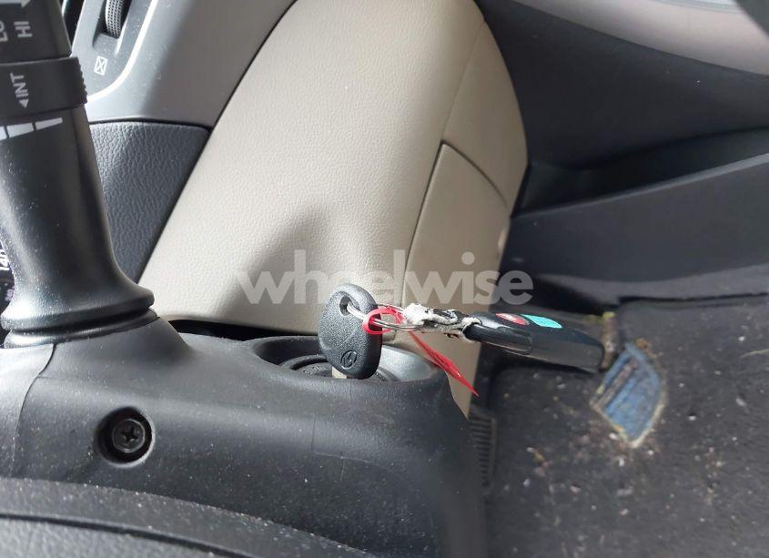 Photo 11 of 2016 Hyundai Elantra SE (VIN 5NPDH4AE7GH712093)