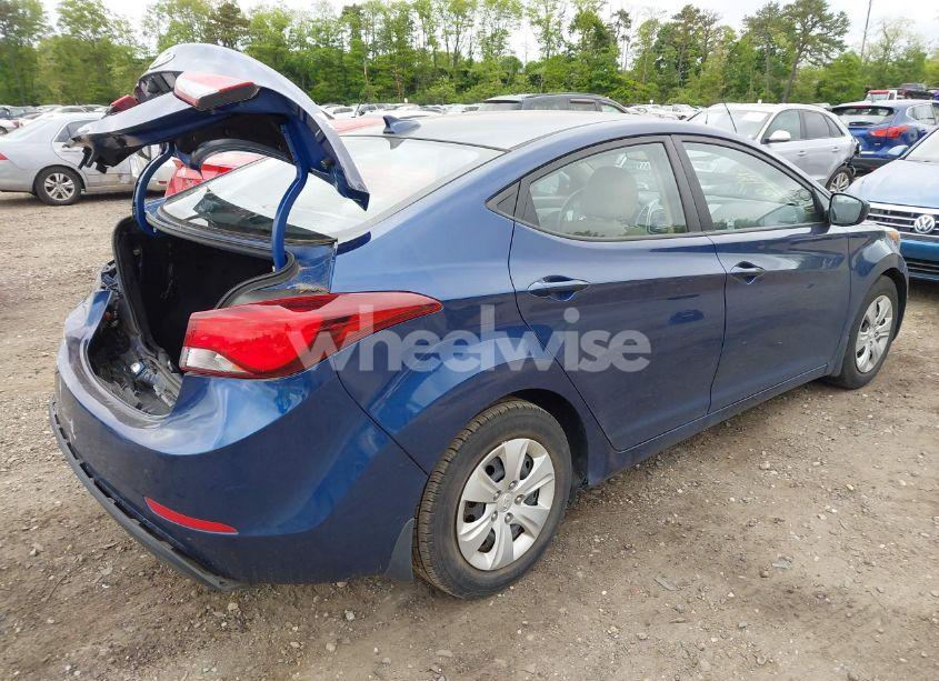 Photo 4 of 2016 Hyundai Elantra SE (VIN 5NPDH4AE7GH712093)
