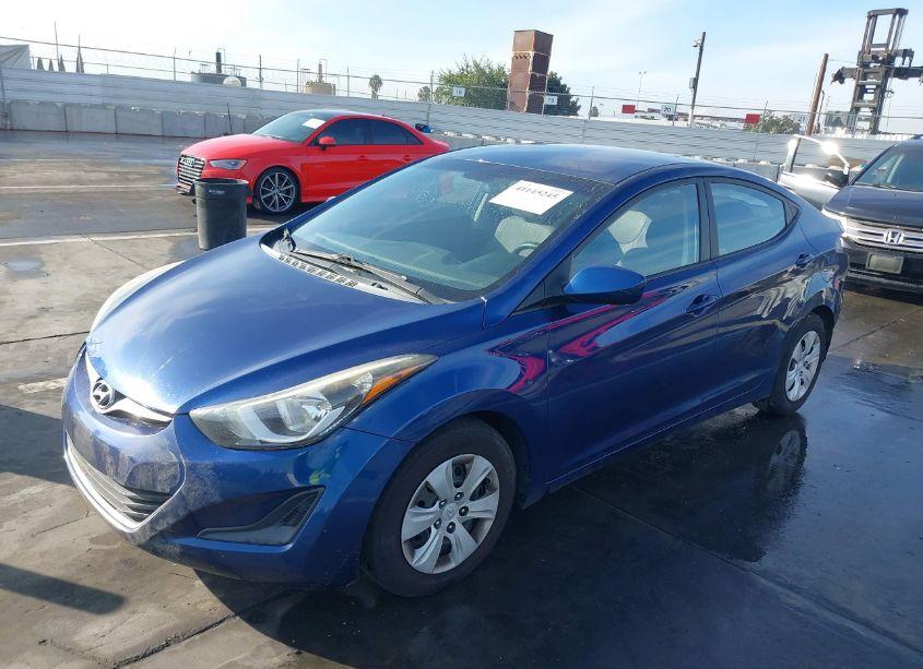 Photo 2 of 2016 Hyundai Elantra SE (VIN 5NPDH4AE7GH716337)