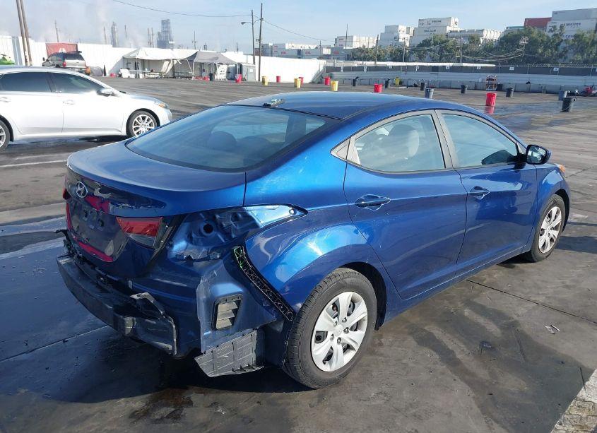 Photo 4 of 2016 Hyundai Elantra SE (VIN 5NPDH4AE7GH716337)