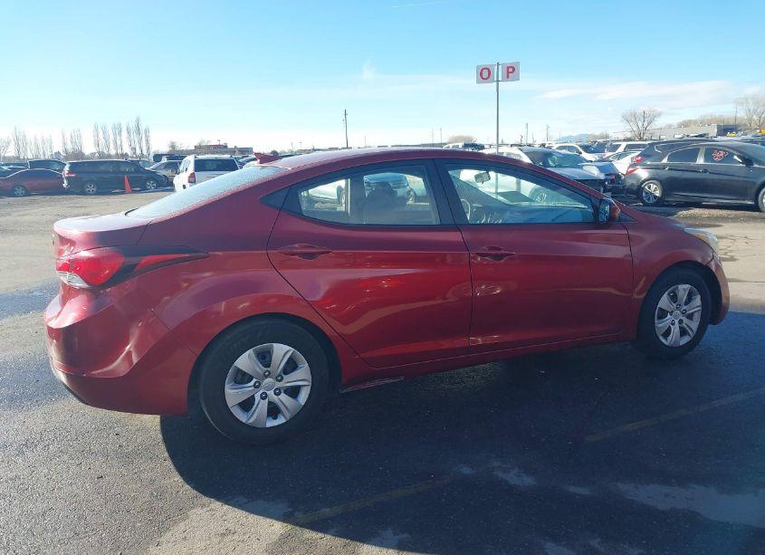 Photo 13 of 2016 Hyundai Elantra SE (VIN 5NPDH4AE7GH724311)