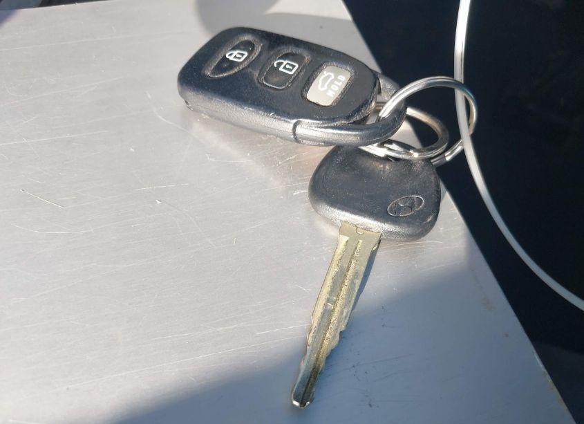 Photo 11 of 2016 Hyundai Elantra SE (VIN 5NPDH4AE7GH736054)