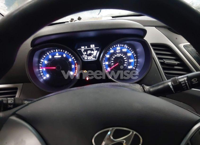 Photo 7 of 2016 Hyundai Elantra SE (VIN 5NPDH4AE7GH745028)