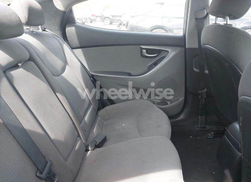 Photo 8 of 2016 Hyundai Elantra SE (VIN 5NPDH4AE7GH747894)
