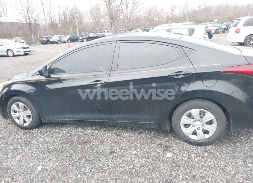 Photo 14 of 2016 Hyundai Elantra SE (VIN 5NPDH4AE7GH764582)