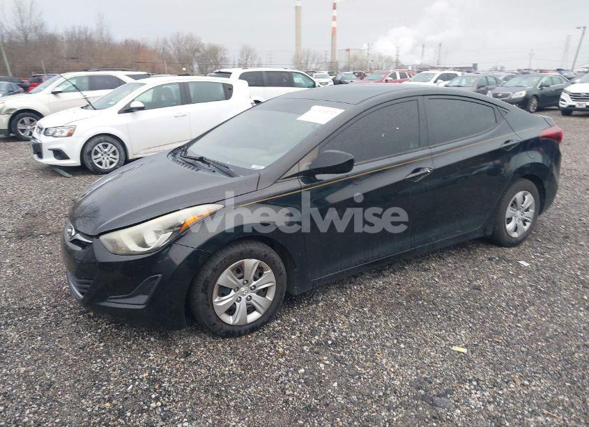 Photo 2 of 2016 Hyundai Elantra SE (VIN 5NPDH4AE7GH764582)