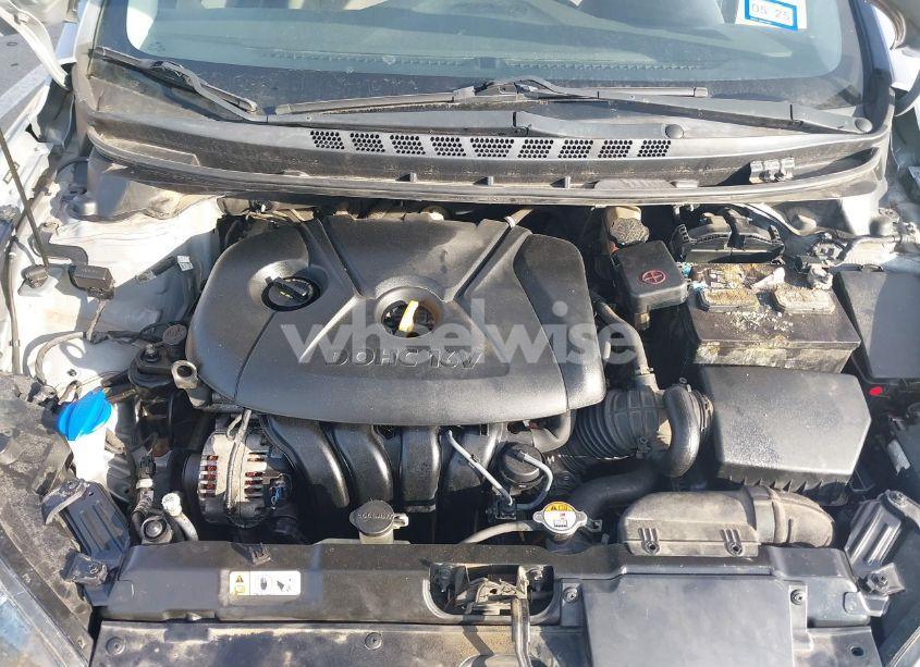 Photo 10 of 2016 Hyundai Elantra SE (VIN 5NPDH4AE7GH770835)