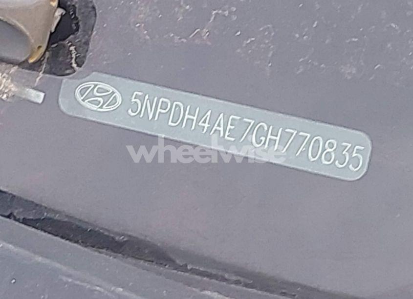 Photo 9 of 2016 Hyundai Elantra SE (VIN 5NPDH4AE7GH770835)