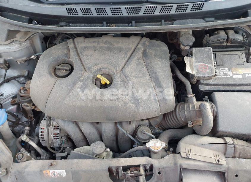 Photo 10 of 2016 Hyundai Elantra SE (VIN 5NPDH4AE7GH788400)