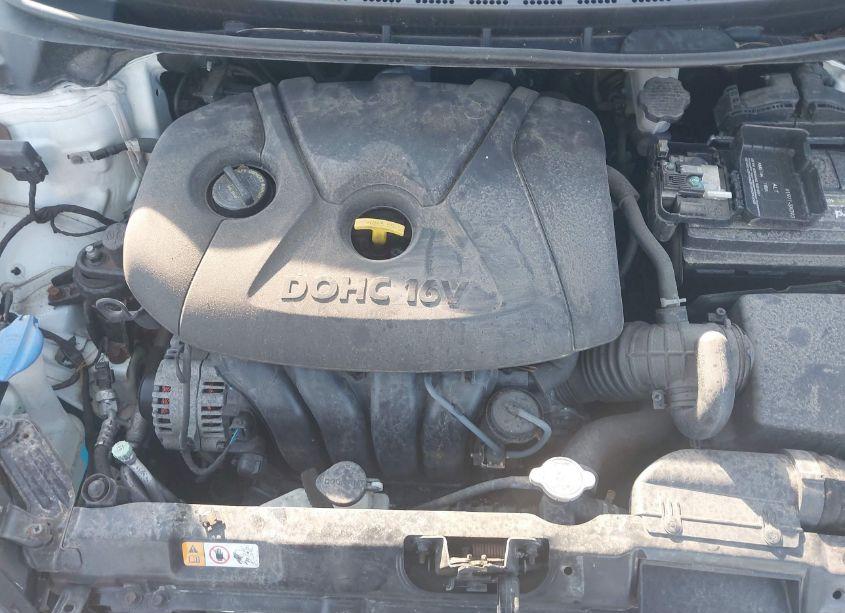 Photo 10 of 2016 Hyundai Elantra SE (VIN 5NPDH4AE7GH796805)