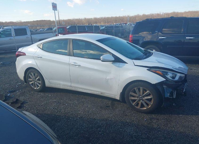 Photo 14 of 2016 Hyundai Elantra SE (VIN 5NPDH4AE7GH796805)