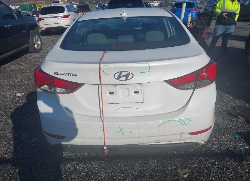 Photo 17 of 2016 Hyundai Elantra SE (VIN 5NPDH4AE7GH796805)