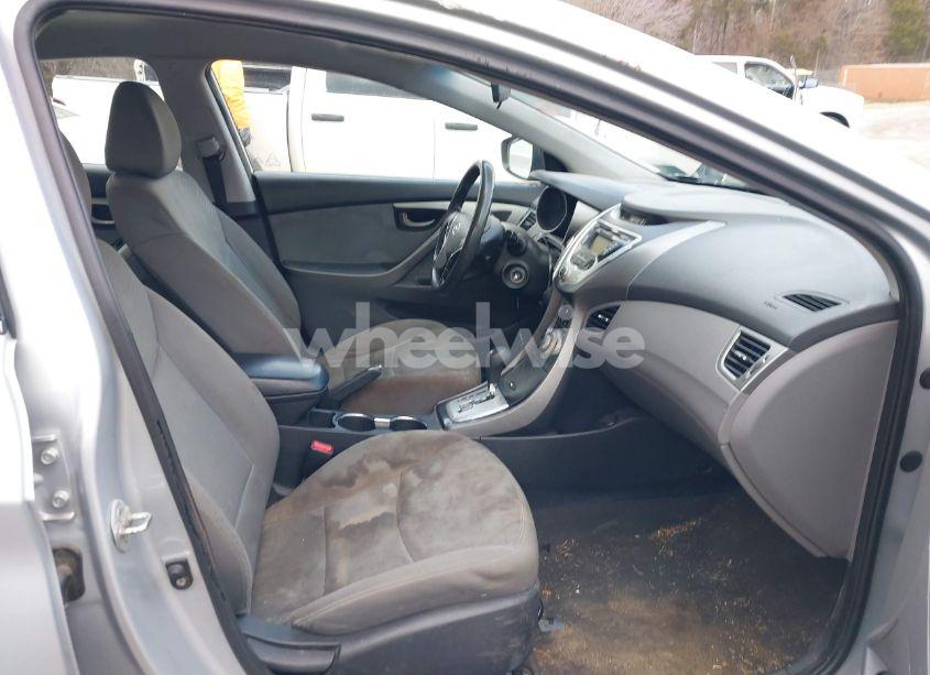 Photo 5 of 2011 Hyundai Elantra GLS (VIN 5NPDH4AE8BH000765)