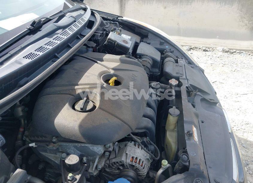 Photo 10 of 2011 Hyundai Elantra LIMITED (VIN 5NPDH4AE8BH008610)