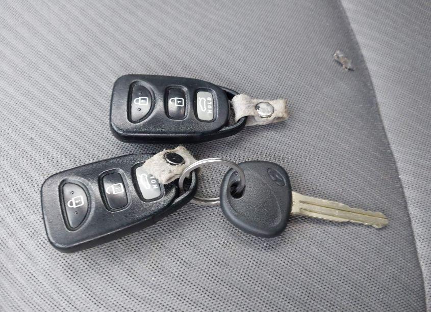 Photo 11 of 2011 Hyundai Elantra GLS (VIN 5NPDH4AE8BH014973)