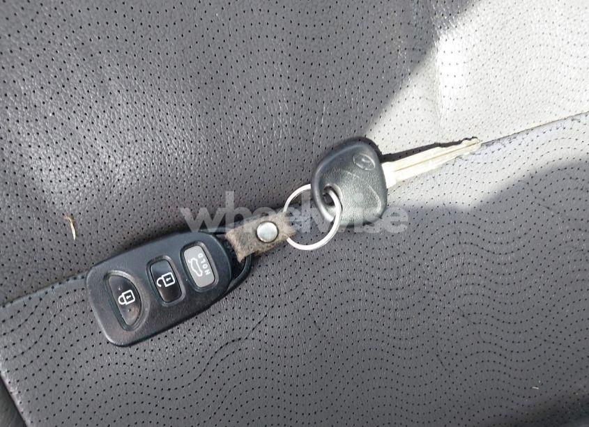 Photo 11 of 2011 Hyundai Elantra LIMITED (VIN 5NPDH4AE8BH017341)