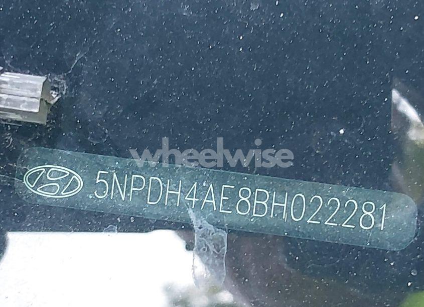 Photo 9 of 2011 Hyundai Elantra GLS (VIN 5NPDH4AE8BH022281)