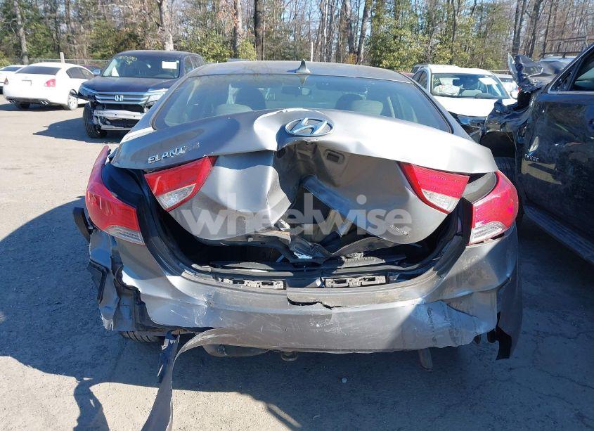 Photo 16 of 2011 Hyundai Elantra LIMITED (VIN 5NPDH4AE8BH075367)