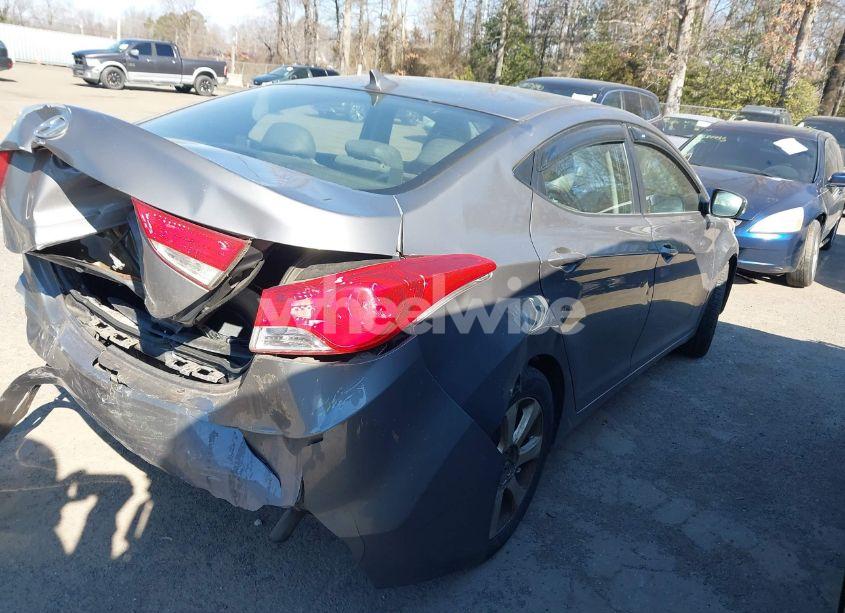 Photo 4 of 2011 Hyundai Elantra LIMITED (VIN 5NPDH4AE8BH075367)