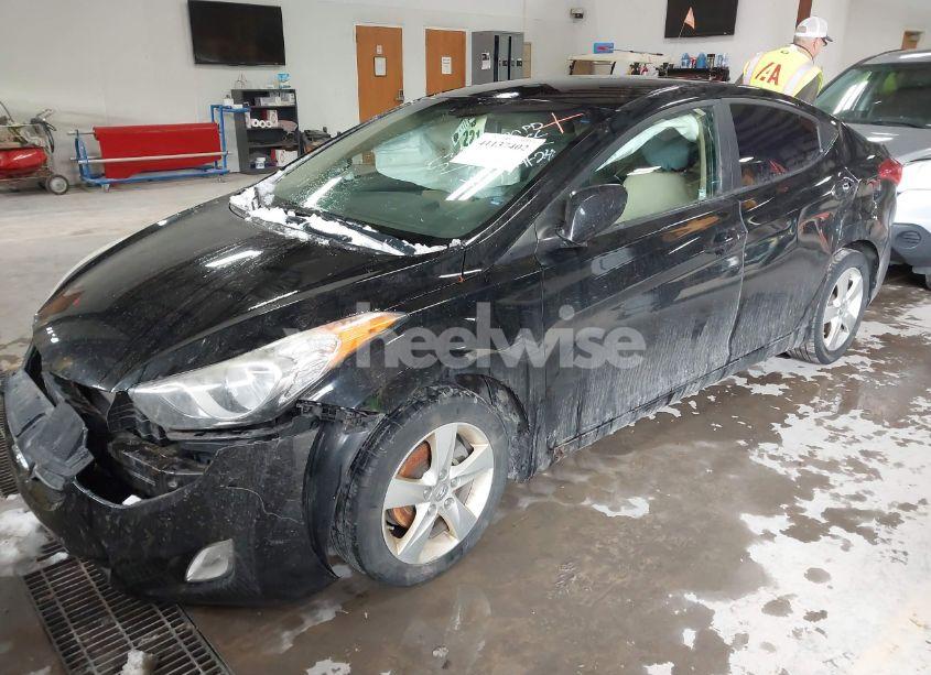 Photo 2 of 2012 Hyundai Elantra GLS (VIN 5NPDH4AE8CH065343)