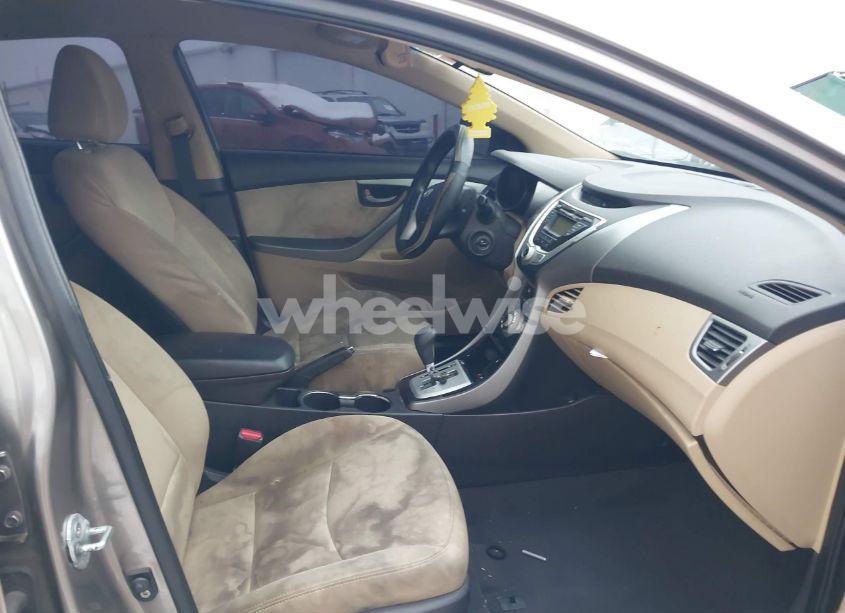 Photo 5 of 2012 Hyundai Elantra GLS (VIN 5NPDH4AE8CH099394)