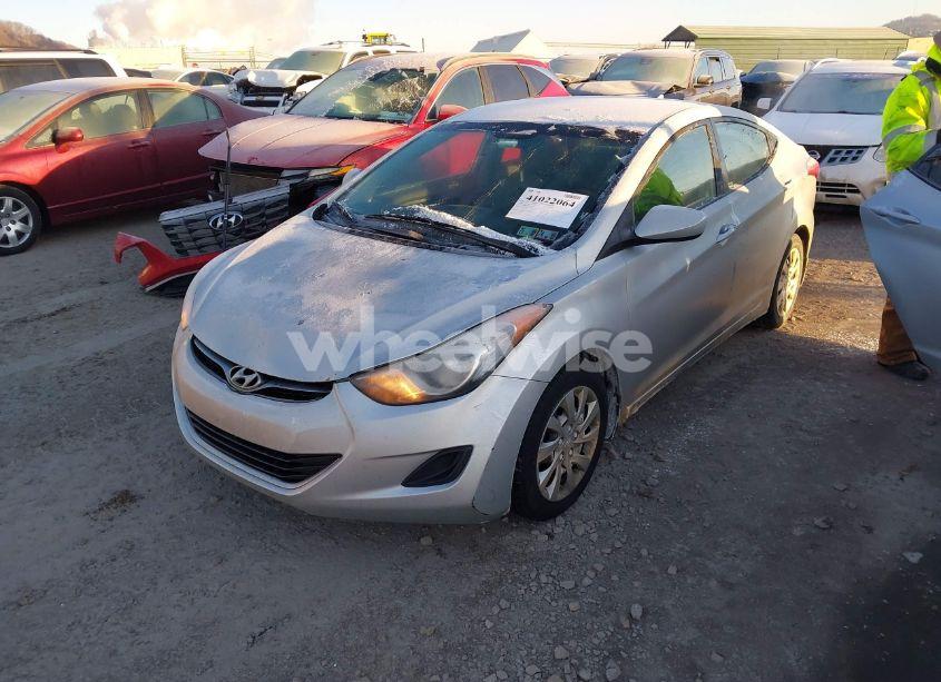 Photo 2 of 2012 Hyundai Elantra GLS (VIN 5NPDH4AE8CH115268)