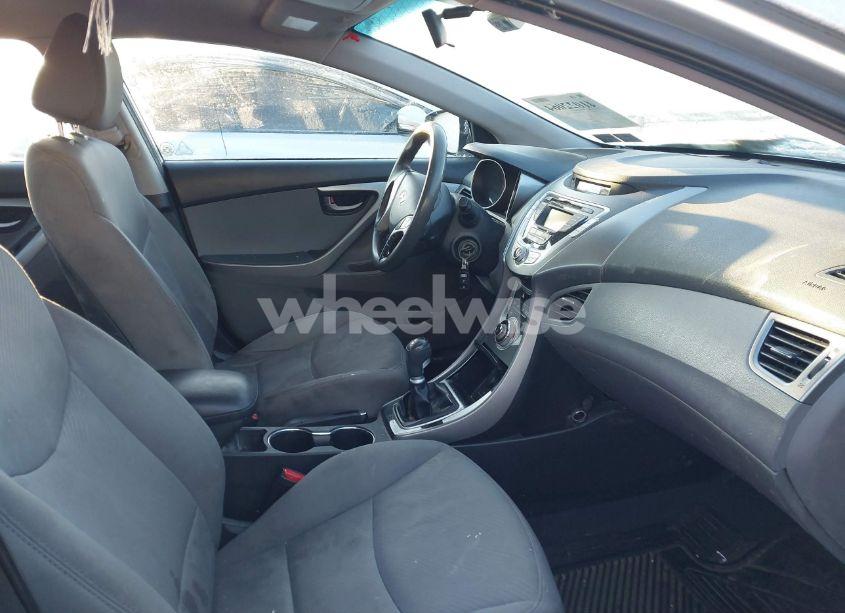 Photo 5 of 2012 Hyundai Elantra GLS (VIN 5NPDH4AE8CH115268)