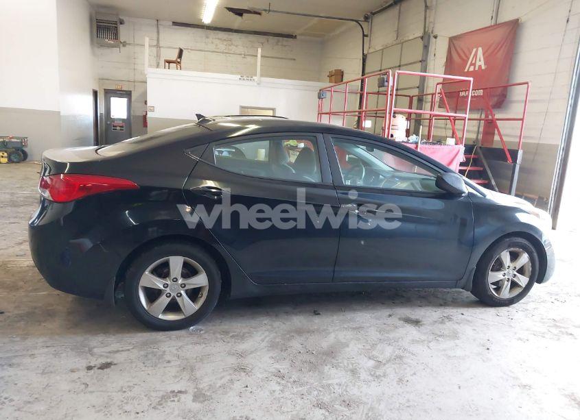 Photo 13 of 2012 Hyundai Elantra GLS (VIN 5NPDH4AE8CH139831)