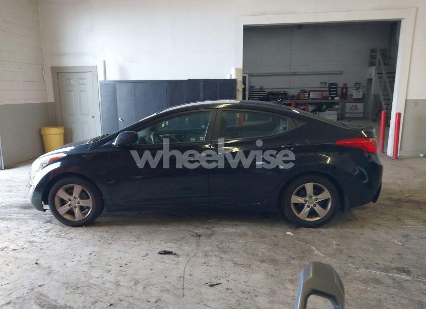 Photo 14 of 2012 Hyundai Elantra GLS (VIN 5NPDH4AE8CH139831)