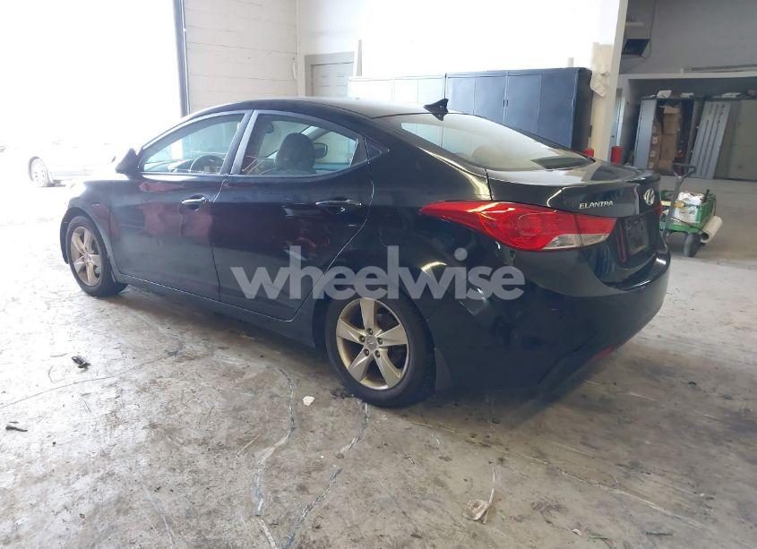 Photo 3 of 2012 Hyundai Elantra GLS (VIN 5NPDH4AE8CH139831)