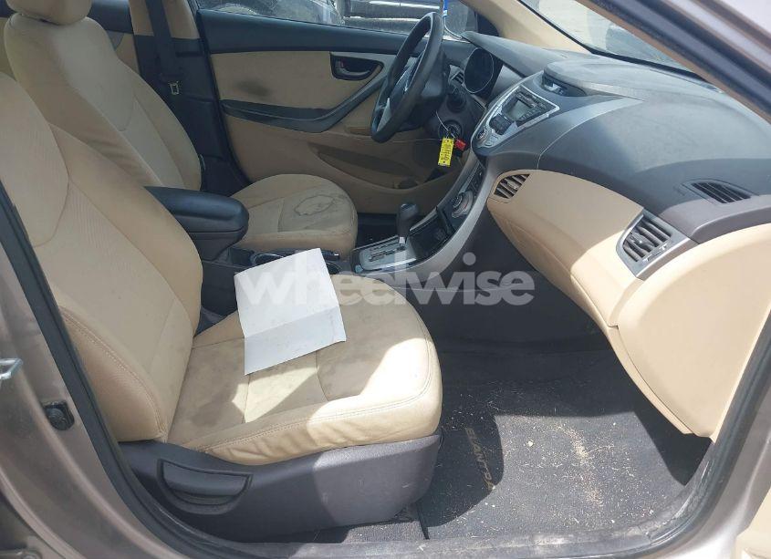 Photo 5 of 2012 Hyundai Elantra GLS (VIN 5NPDH4AE8CH148965)