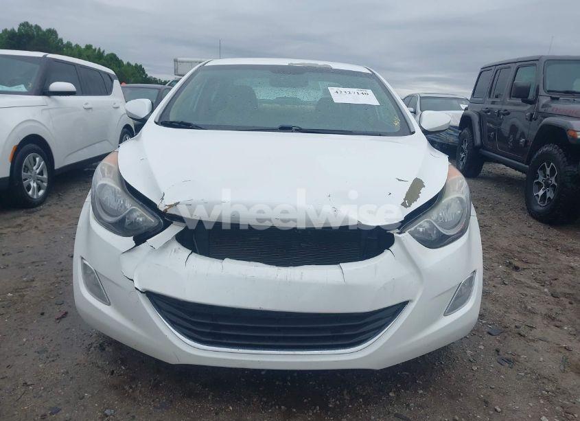 Photo 12 of 2013 Hyundai Elantra GLS (VIN 5NPDH4AE8DH154671)